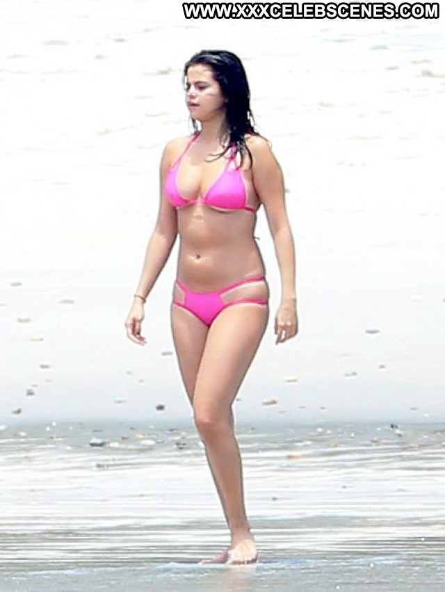 Selena Gomez The Beach Beach Beautiful Bikini Babe Celebrity Posing