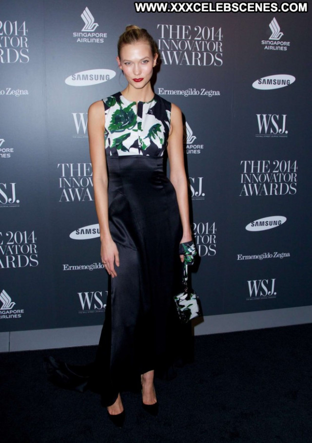 Karlie Kloss No Source Awards Magazine Paparazzi Beautiful