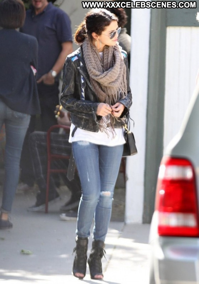 Selena Gomez Babe Paparazzi Posing Hot Beautiful Celebrity Nude Scene Selena Gomez Babe Paparazzi Posing Hot Beautiful Celebrity Nude Scene