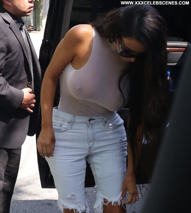 Kim Kardashian No Source Beautiful Babe Posing Hot Celebrity See