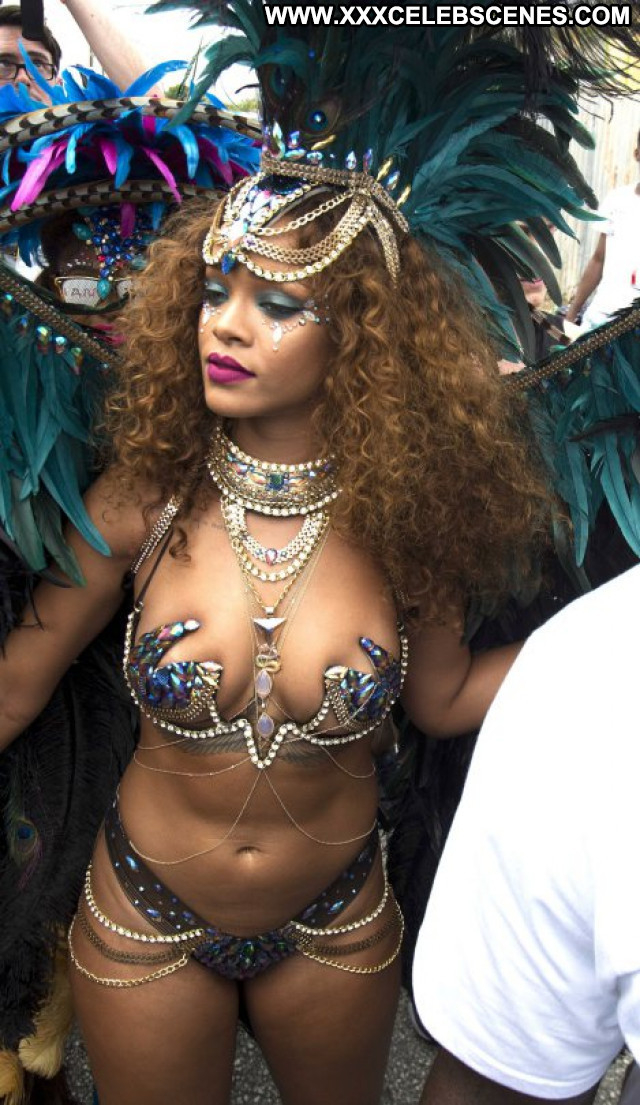 Rihanna No Source  Barbados Posing Hot Celebrity Beautiful Babe