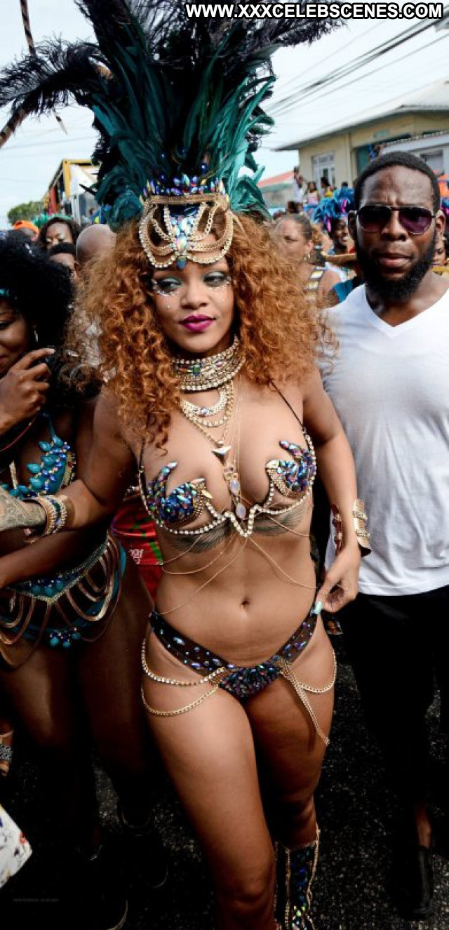 Rihanna No Source Beautiful Babe Barbados Celebrity Posing Hot
