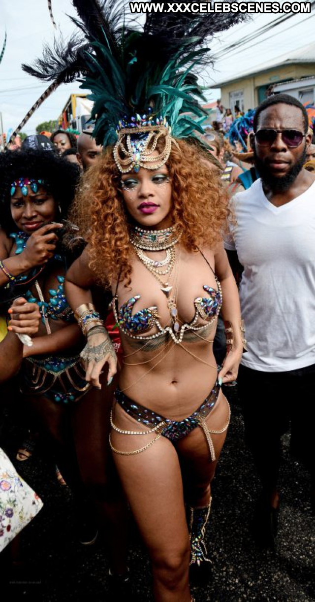 Rihanna No Source Babe Beautiful Posing Hot Celebrity Barbados