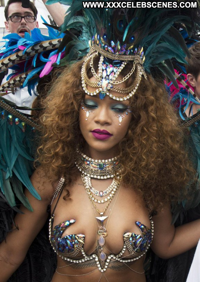 Rihanna No Source Babe Posing Hot Barbados Beautiful Celebrity