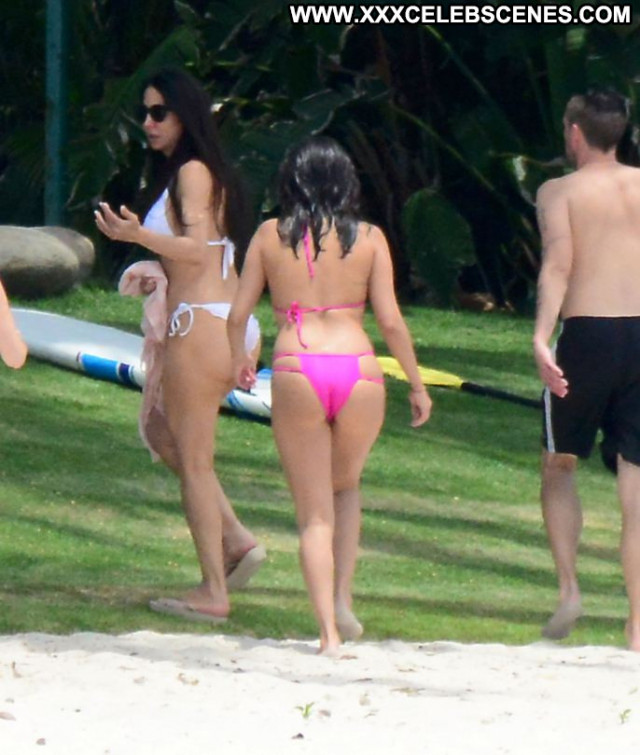 Selena Gomez No Source Beautiful Celebrity Posing Hot Hot Bikini