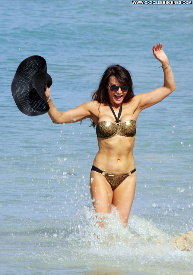 Lizzie Cundy No Source Celebrity Posing Hot Babe Bikini Beach
