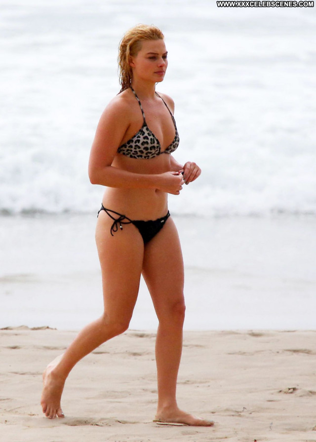 Margot Robbie The Beach  Babe Beach Beautiful Celebrity Bikini Posing
