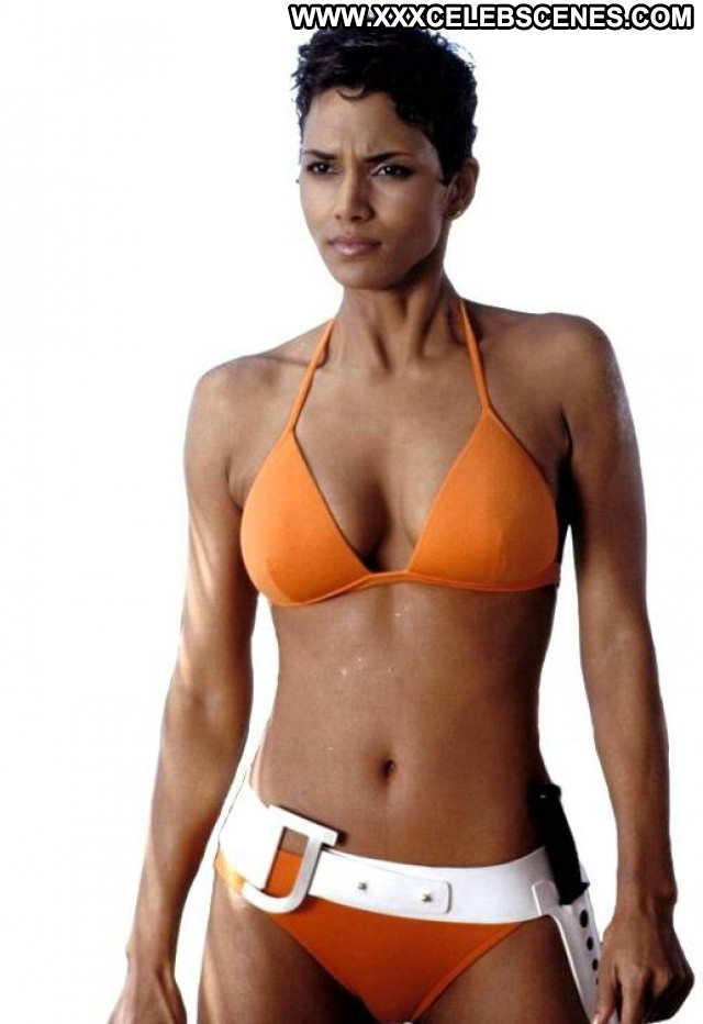 Halle Berry No Source Babe Celebrity Beautiful Posing Hot