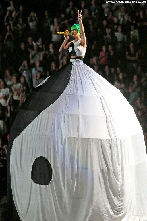 Katy Perry Celebrity Posing Hot Babe Straight Beautiful