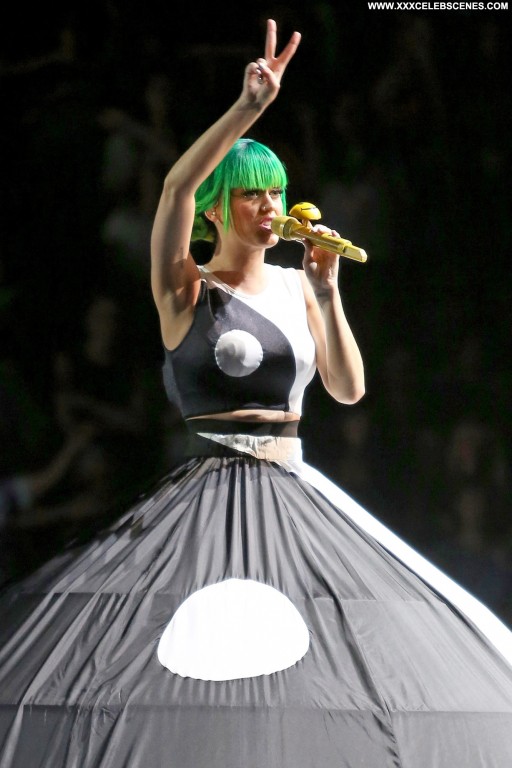 Katy Perry Celebrity Posing Hot Babe Straight Beautiful