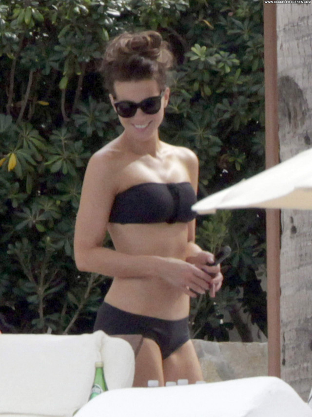 Kate Beckinsale Celebrity Famous Posing Hot Babe Beautiful Cute
