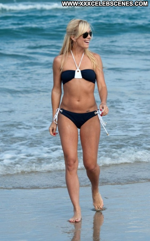 Florence Henderson Reality Show Bikini Mom Swimsuit Upskirt Sea