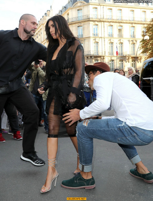 Kim Kardashian No Source Posing Hot Paris Beautiful Babe Celebrity Ass