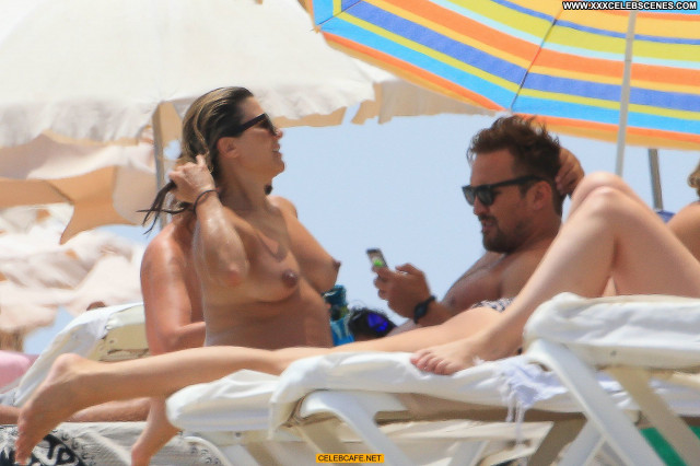 Zoe Hardman No Source  Celebrity Beautiful Ibiza Posing Hot Babe