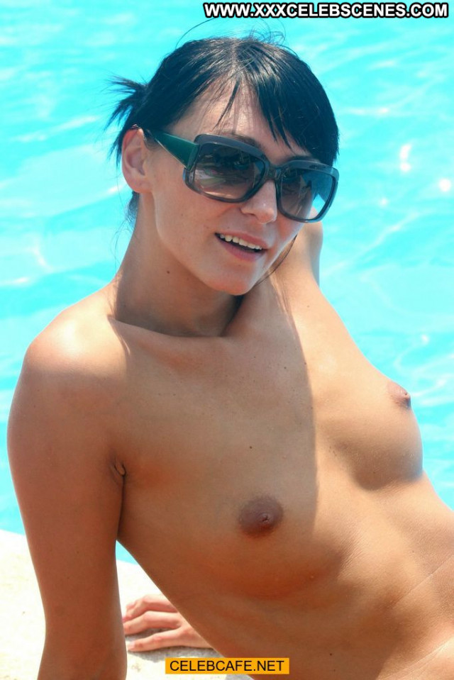 Diana Kleimenova No Source Posing Hot Topless Toples Pool Paparazzi