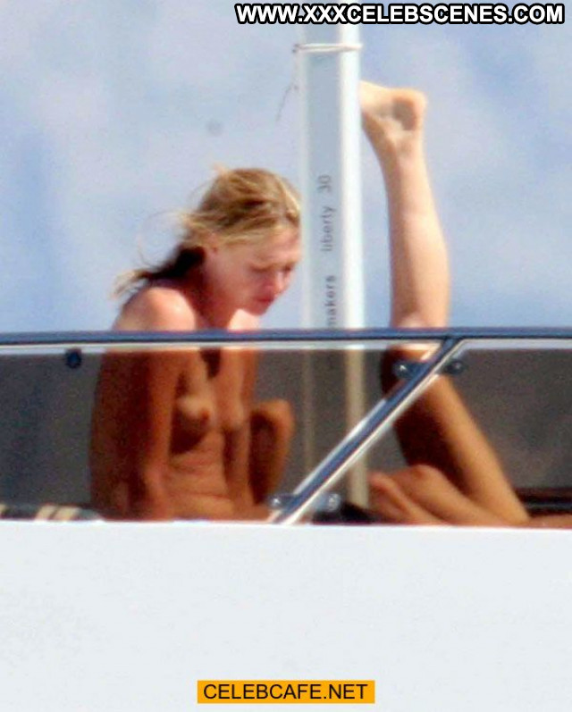 Portia De Rossi No Source Beautiful Paparazzi Celebrity Topless Yacht