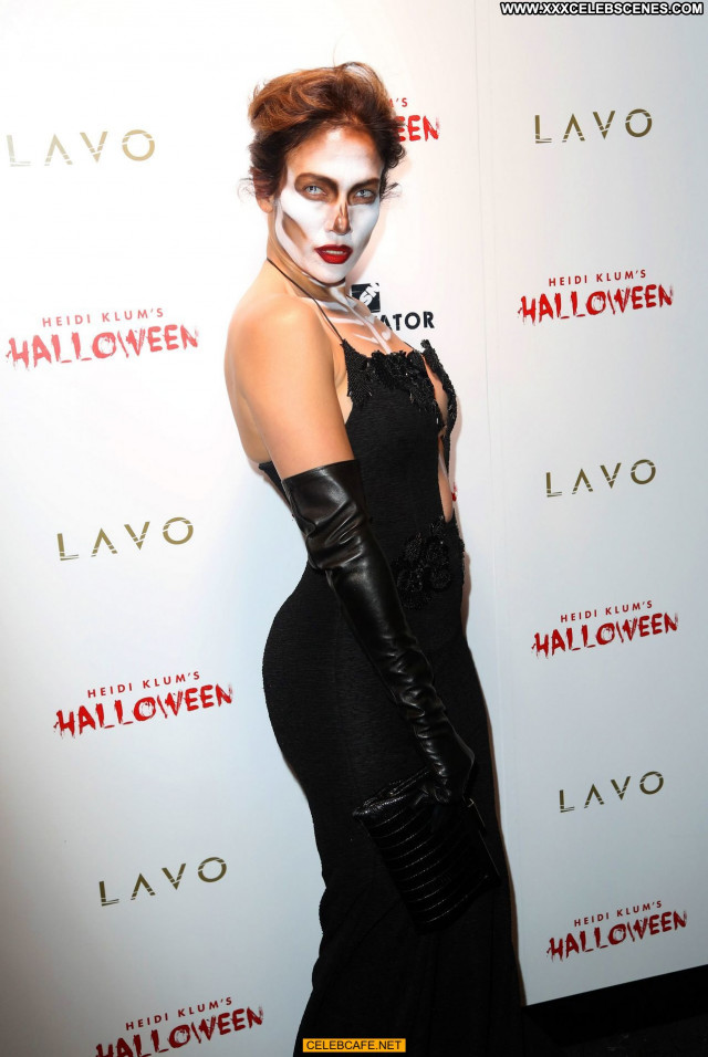 Jennifer Lopez Halloween Party Babe Halloween Party Beautiful Posing
