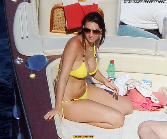 Luisa Zissman No Source Beautiful Posing Hot Celebrity Bikini Candids