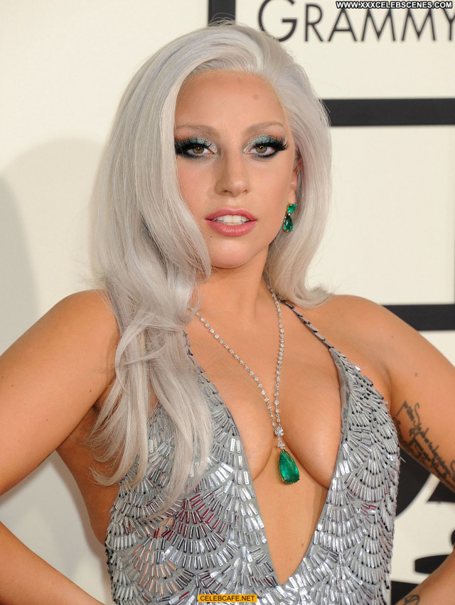 Lady Gaga Grammy Awards Gag Sex Cleavage Sexy Awards Beautiful