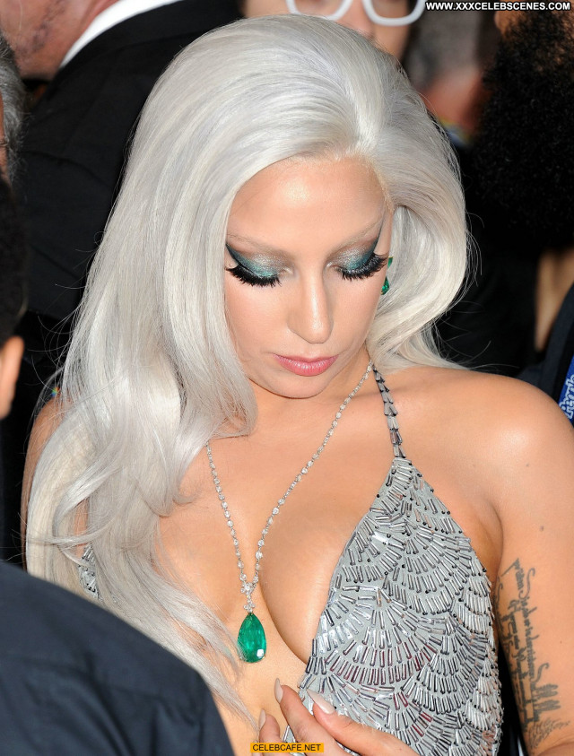 Lady Gaga Grammy Awards Sex Awards Sexy Cleavage Beautiful Posing Hot