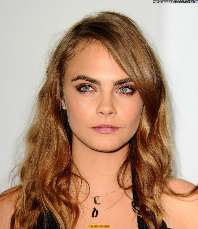 Cara Delevingne No Source Beautiful Posing Hot Party Babe Celebrity