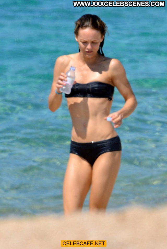Vanessa Paradis The Beach Beach Topless Celebrity Beautiful Toples