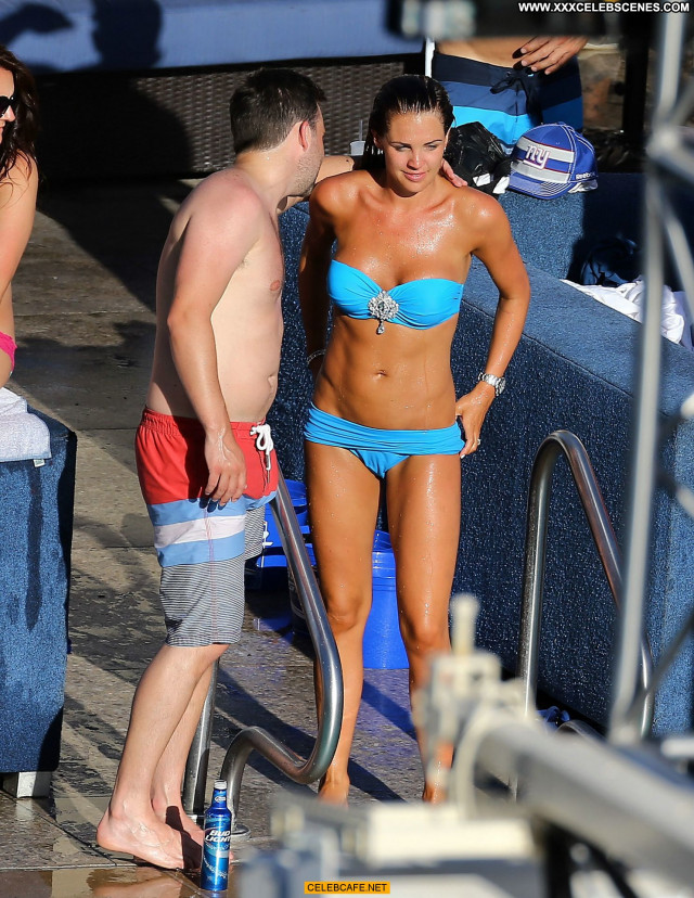 Danielle Lloyd Las Vegas Posing Hot Celebrity Friends Pool Babe