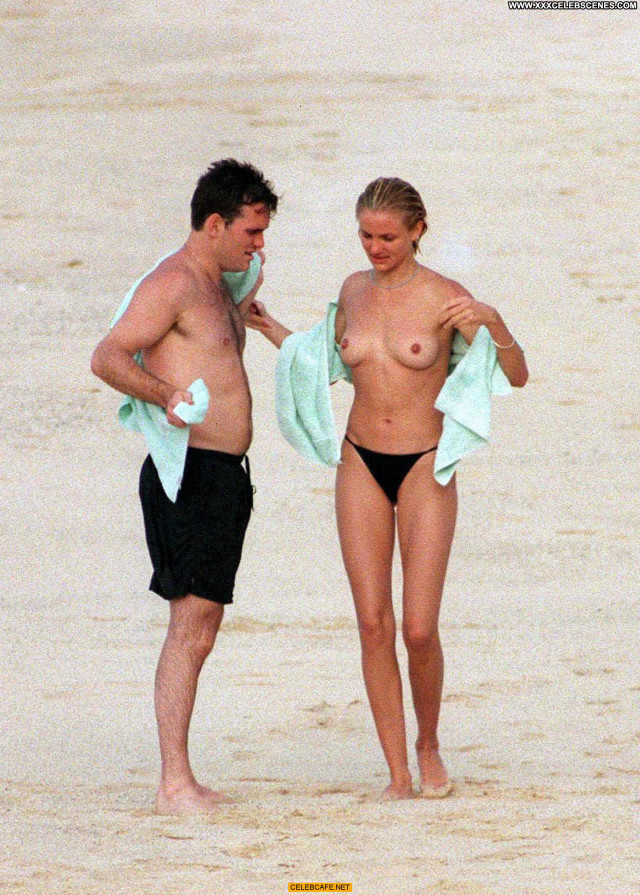 Cameron Diaz The Beach Beach Posing Hot Babe Toples Beautiful Topless