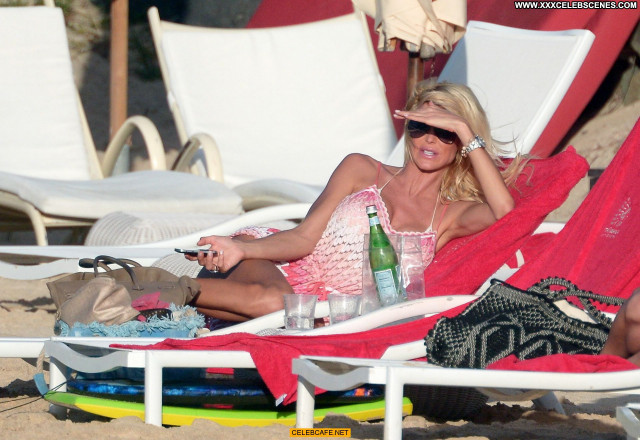 Victoria Silvstedt No Source Posing Hot Sexy Bar Bikini Celebrity