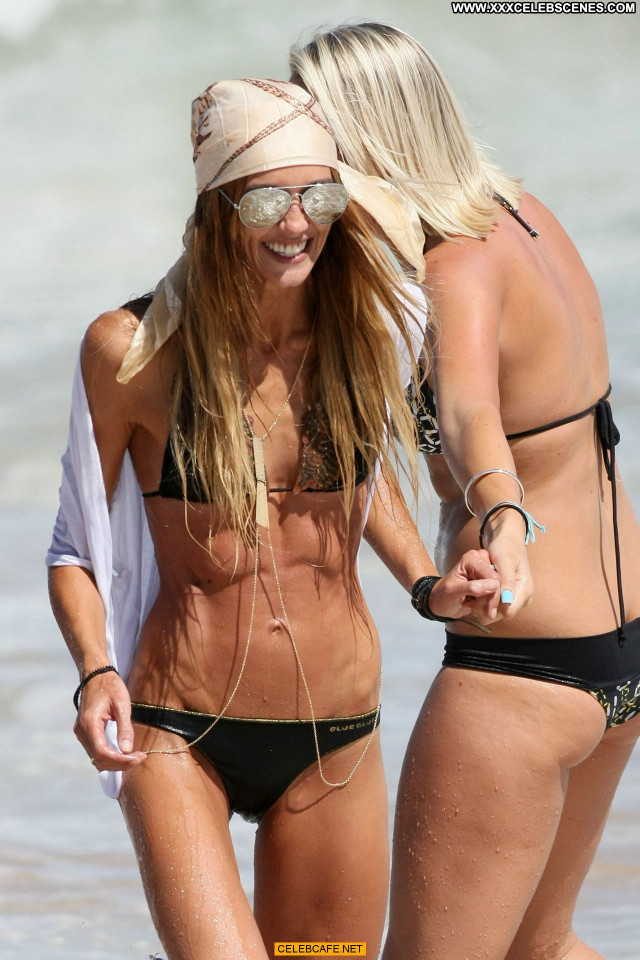 Sharni Vinson The Beach Beach Posing Hot Babe Beautiful Celebrity