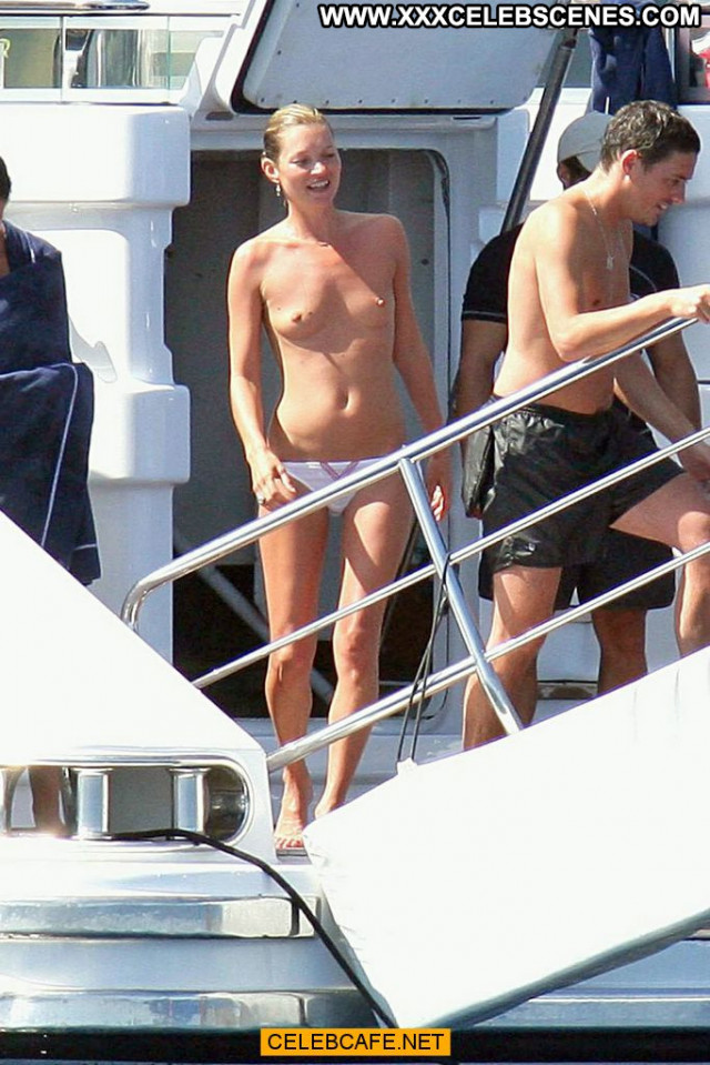 Kate Moss No Source Yacht Toples Beautiful Posing Hot Topless Babe