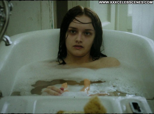 Olivia Cooke The Quiet Ones Big Tits Old Bar Nude Topless Babe Babe