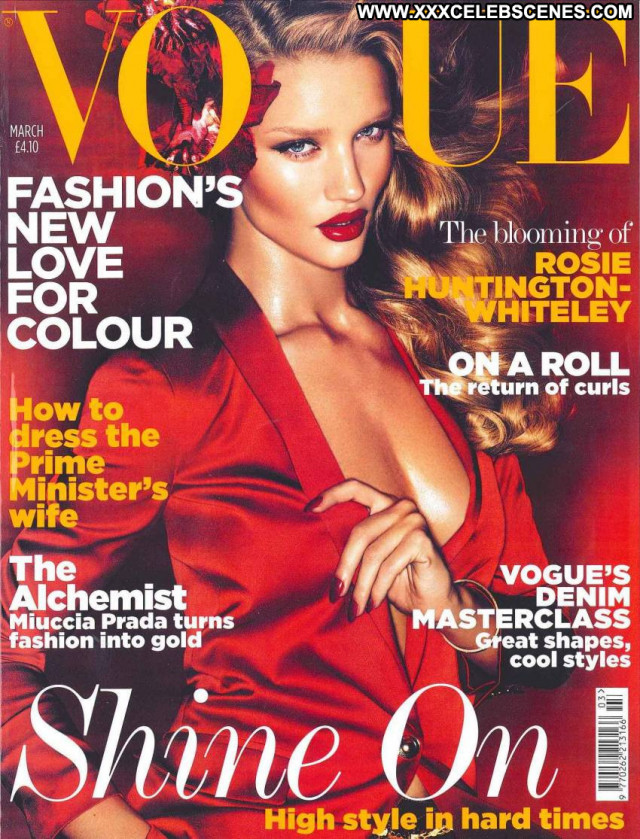 Rosie Huntington Whiteley Vogue Magazine Bombshell Posing Hot Babe