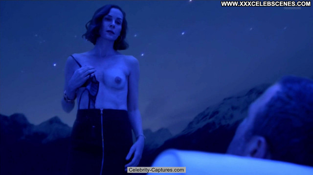 Embeth Davidtz Ray Donovan Celebrity Toples Babe Beautiful Topless