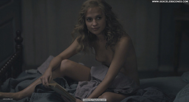 Alicia Vikander The Danish Girl Sex Scene Danish Celebrity Posing Hot