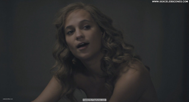 Alicia Vikander The Danish Girl Beautiful Posing Hot Naked Scene Babe. 