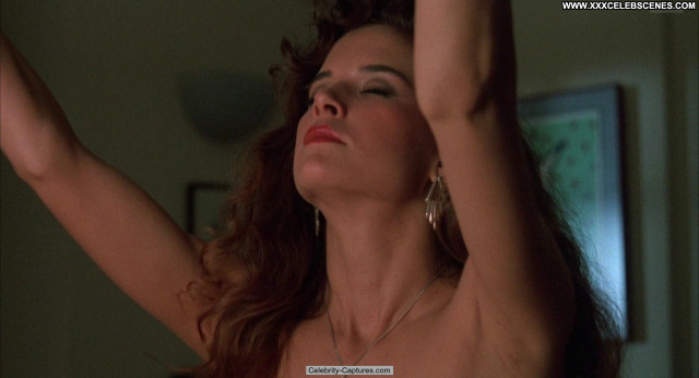 Kelly Preston Spellbinder Babe Posing Hot Sex Scene Beautiful