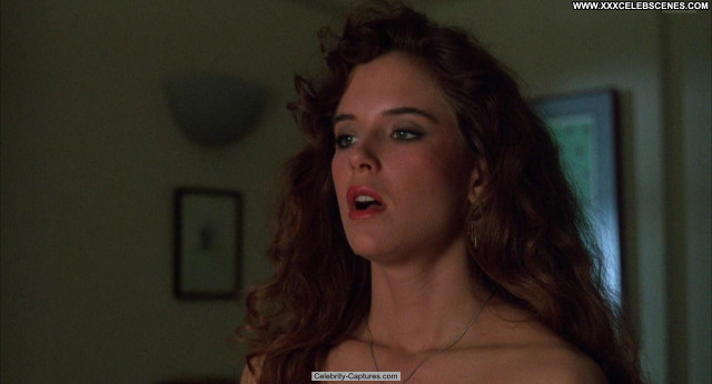 Kelly preston topless