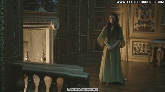 Famous And Uncensored: Nude Celebrity Anna Brewster Nude And Sexy