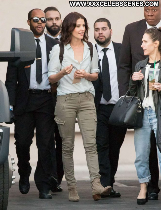 Cobie Smulders Jimmy Kimmel Live  Posing Hot Babe Celebrity Beautiful