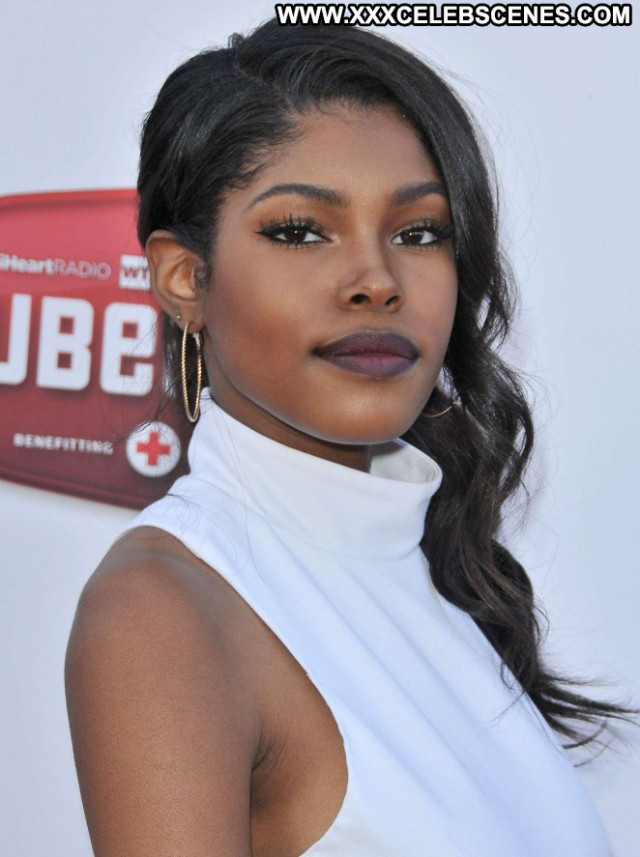 Nude Celebrity diamond white Pictures and Videos Archives - Famous and