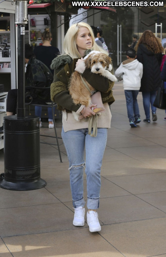 Alice Eve The Grove Posing Hot Shopping Beautiful Celebrity Paparazzi