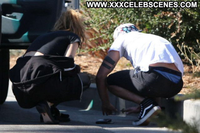 Bella Thorne Studio City Paparazzi Beautiful Posing Hot Celebrity