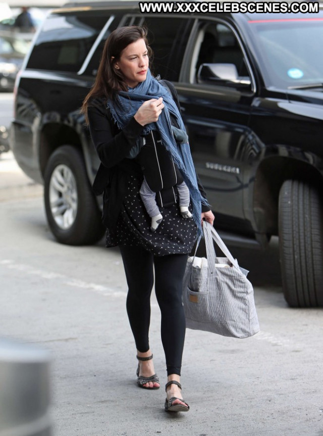 Liv Tyler Jfk Airport In Nyc Paparazzi Babe Posing Hot Beautiful Nyc