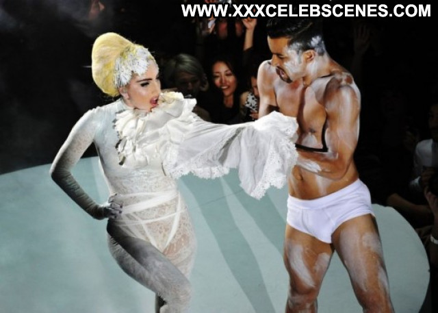 Lady Gaga Gag Beautiful Paparazzi Concert Posing Hot Celebrity Babe