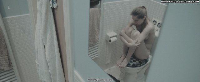 Anna Dawson The Creature Below Beautiful Babe Sex Scene Posing Hot
