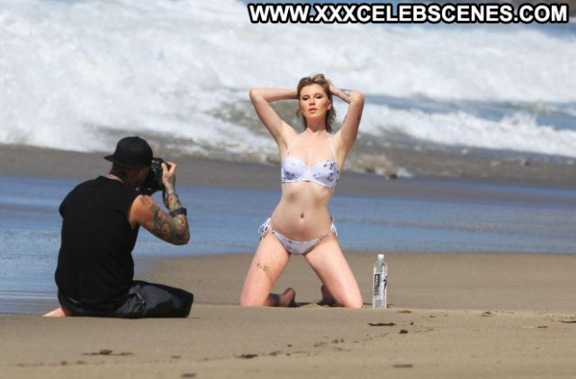 Photos Los Angeles  Celebrity Posing Hot Photoshoot Paparazzi Los