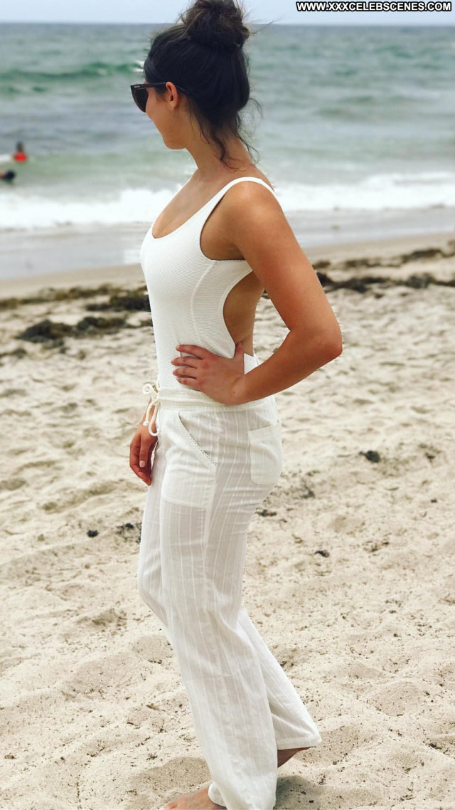Kira Kosarin The Beach  Singer Sexy Actress American Beach Babe Sex