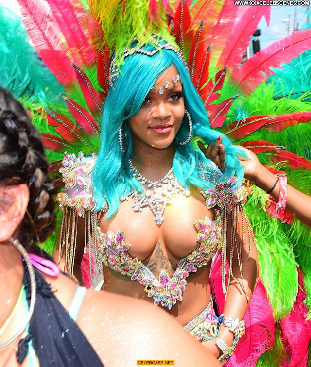 Rihanna No Source Babe Posing Hot Sexy Car Celebrity Barbados Bar Sex