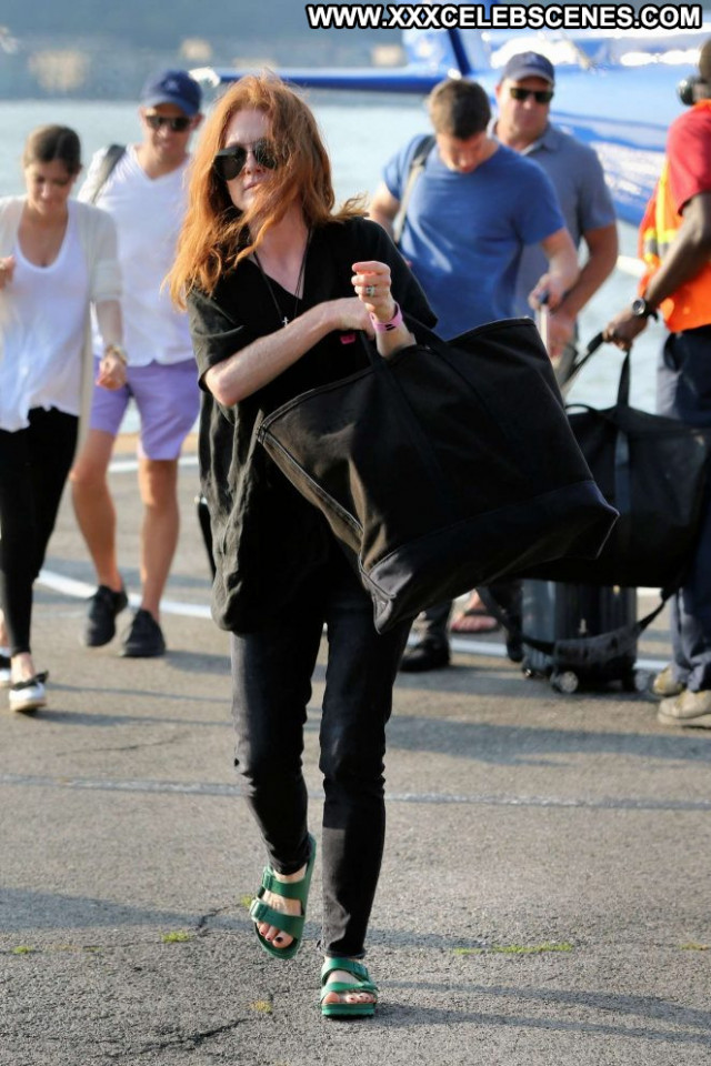 Julianne Moore No Source  Celebrity Posing Hot Nyc Paparazzi